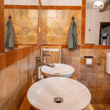 Mulberry House Sempas