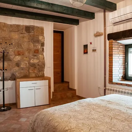 Mulberry House