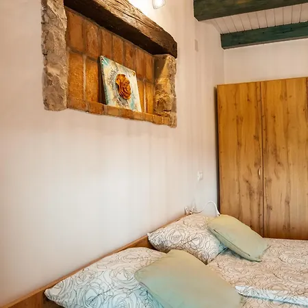 Mulberry House Apartman *