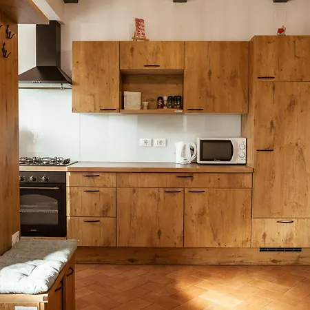 Mulberry House Apartment Sempas