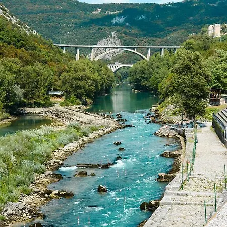 Апартаменты Mulberry House