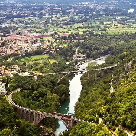 Mulberry House Lejlighed