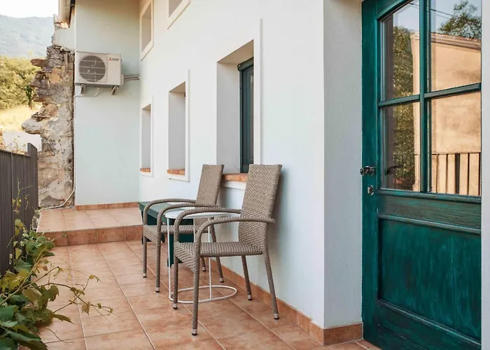 Mulberry House * Sempas