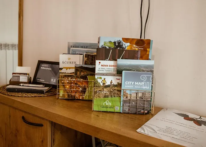 Mulberry House Daire Sempas