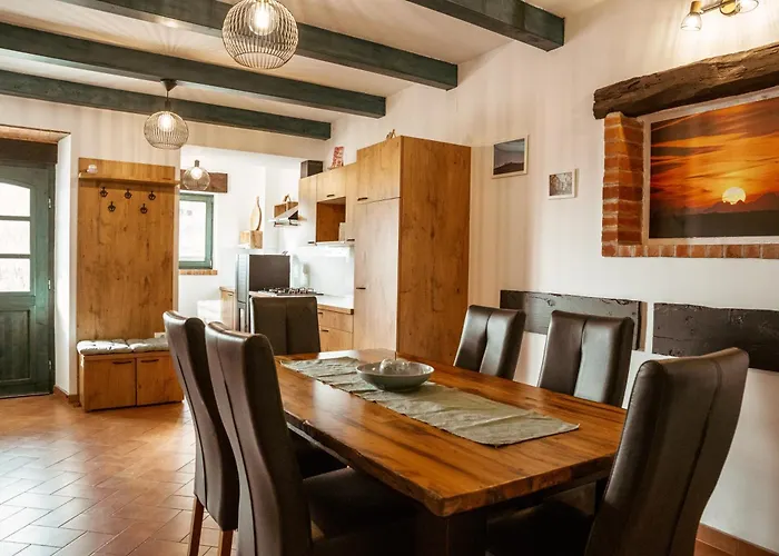 Daire Mulberry House