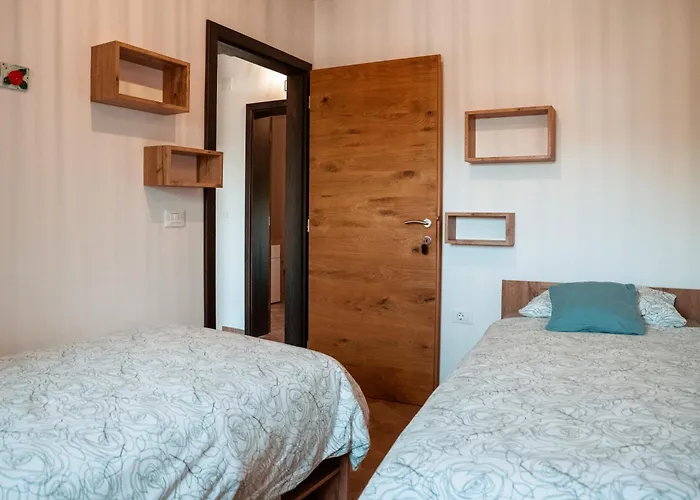 Daire Mulberry House Sempas