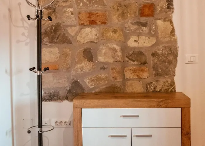 Mulberry House Daire Sempas